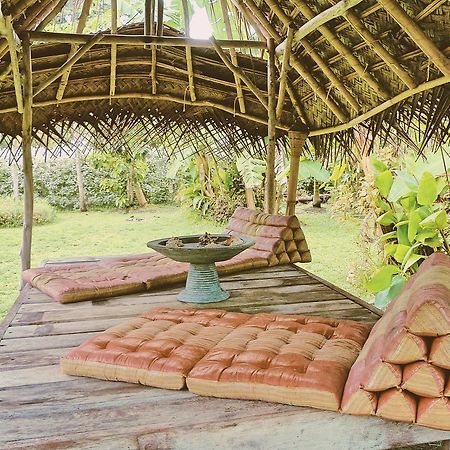 Island Home Uturoa Exterior foto